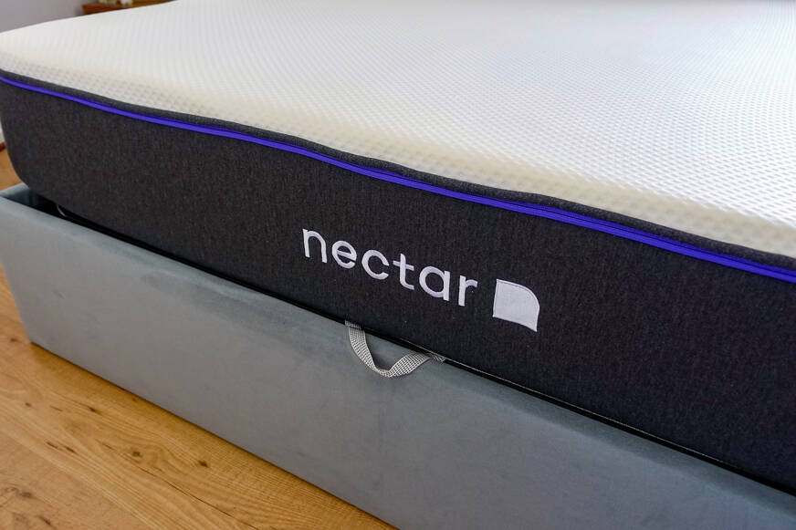 nectar premier hybrid mattress
